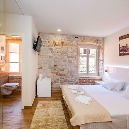 Idassa Atrium Rooms Zadar Exterior foto