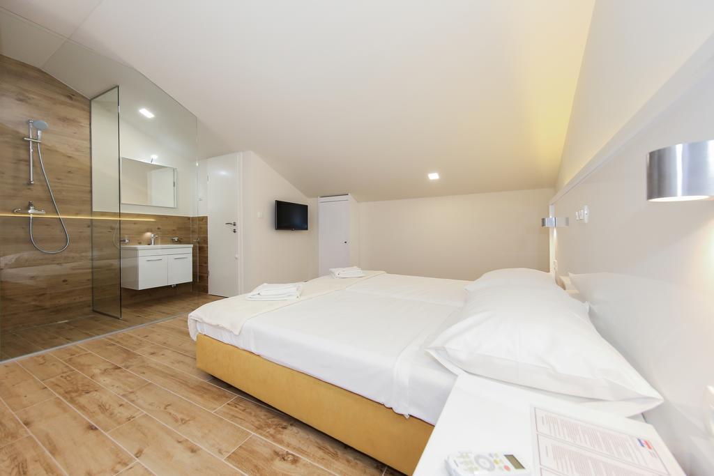 Idassa Atrium Rooms Zadar Exterior foto