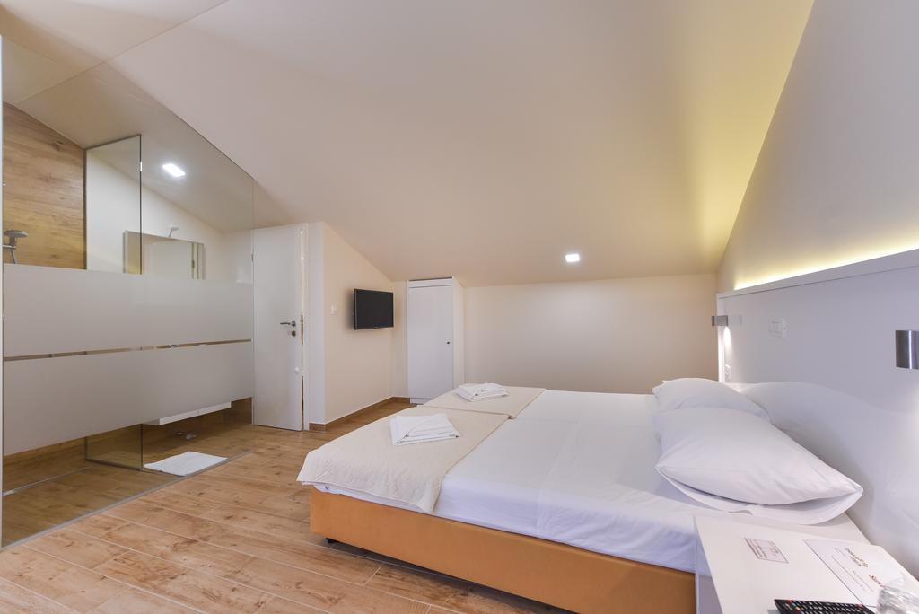 Idassa Atrium Rooms Zadar Exterior foto