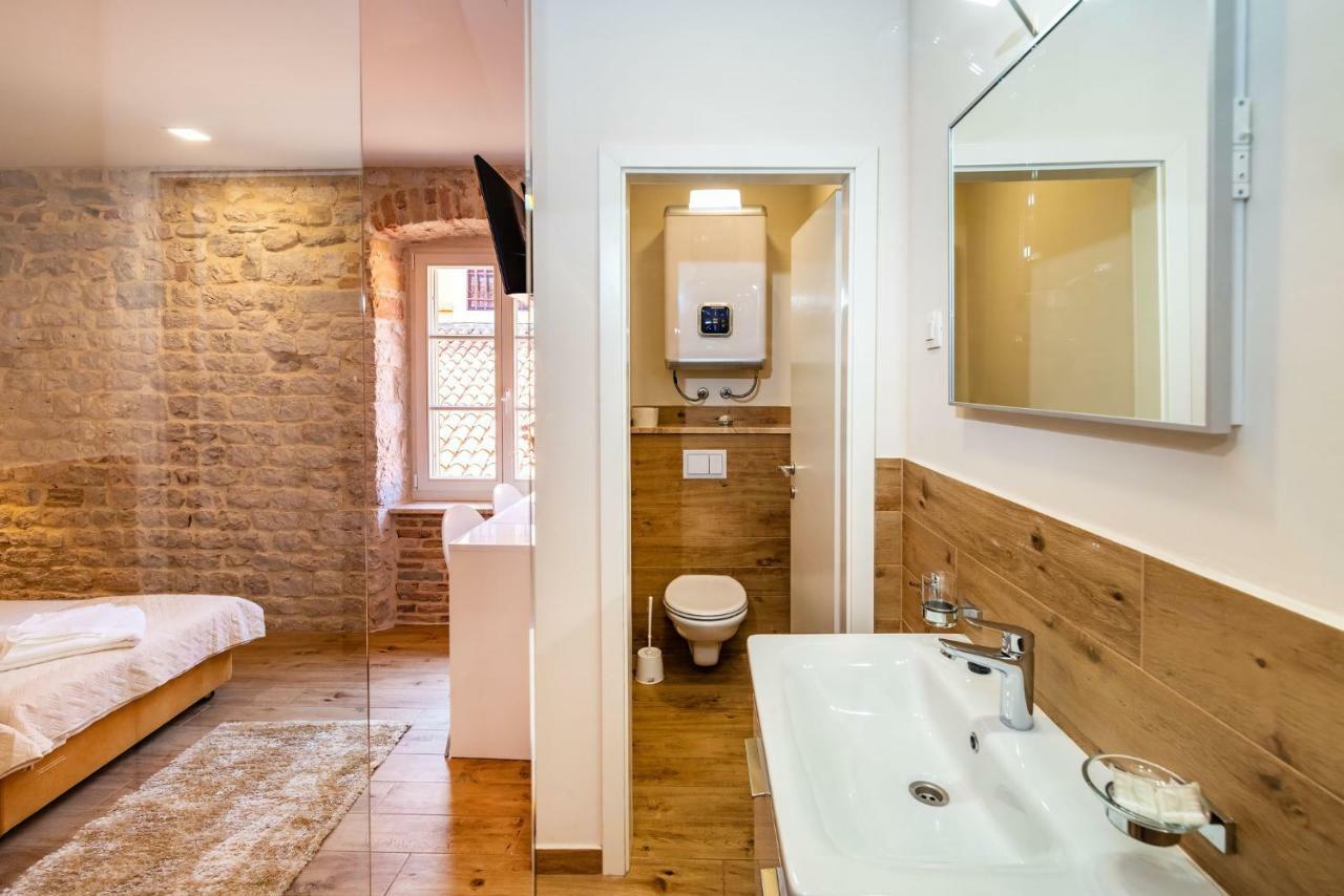 Idassa Atrium Rooms Zadar Exterior foto
