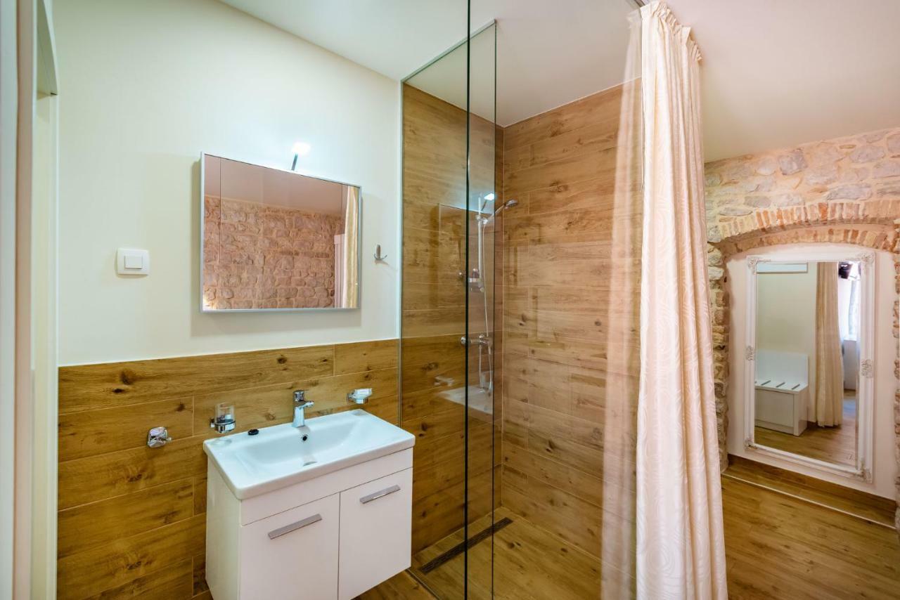 Idassa Atrium Rooms Zadar Exterior foto