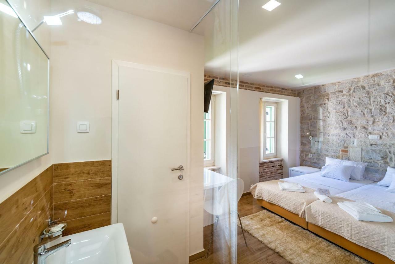 Idassa Atrium Rooms Zadar Exterior foto