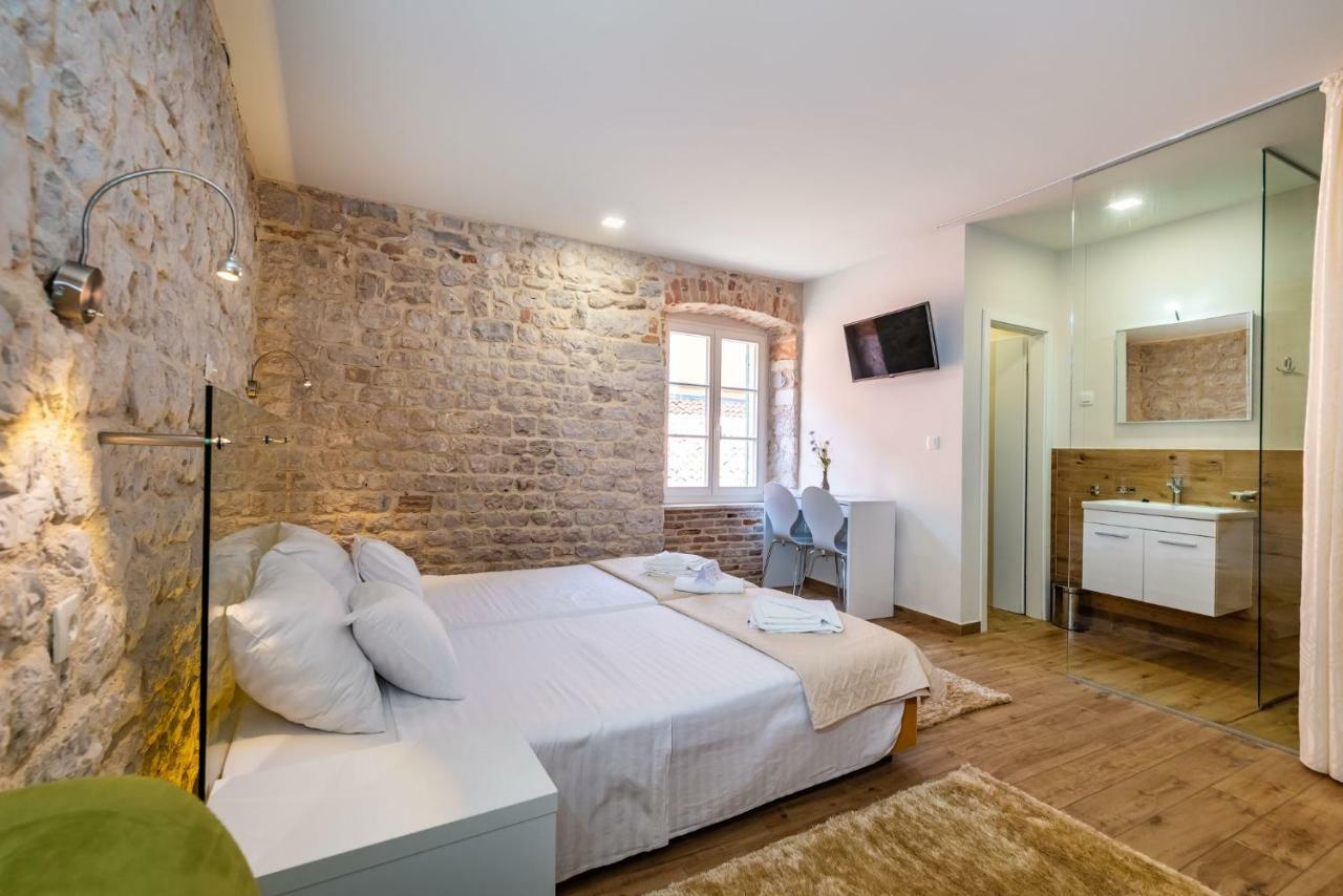 Idassa Atrium Rooms Zadar Exterior foto