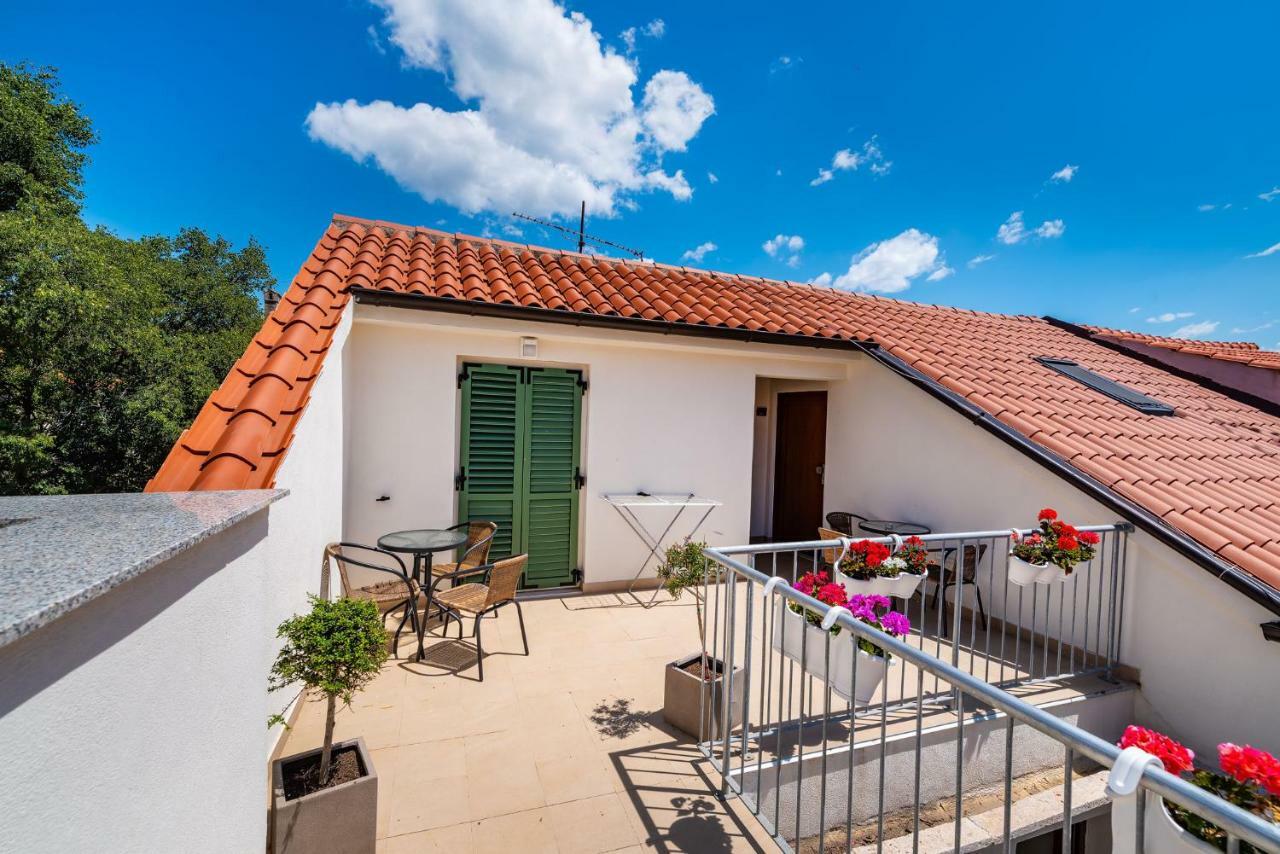 Idassa Atrium Rooms Zadar Exterior foto