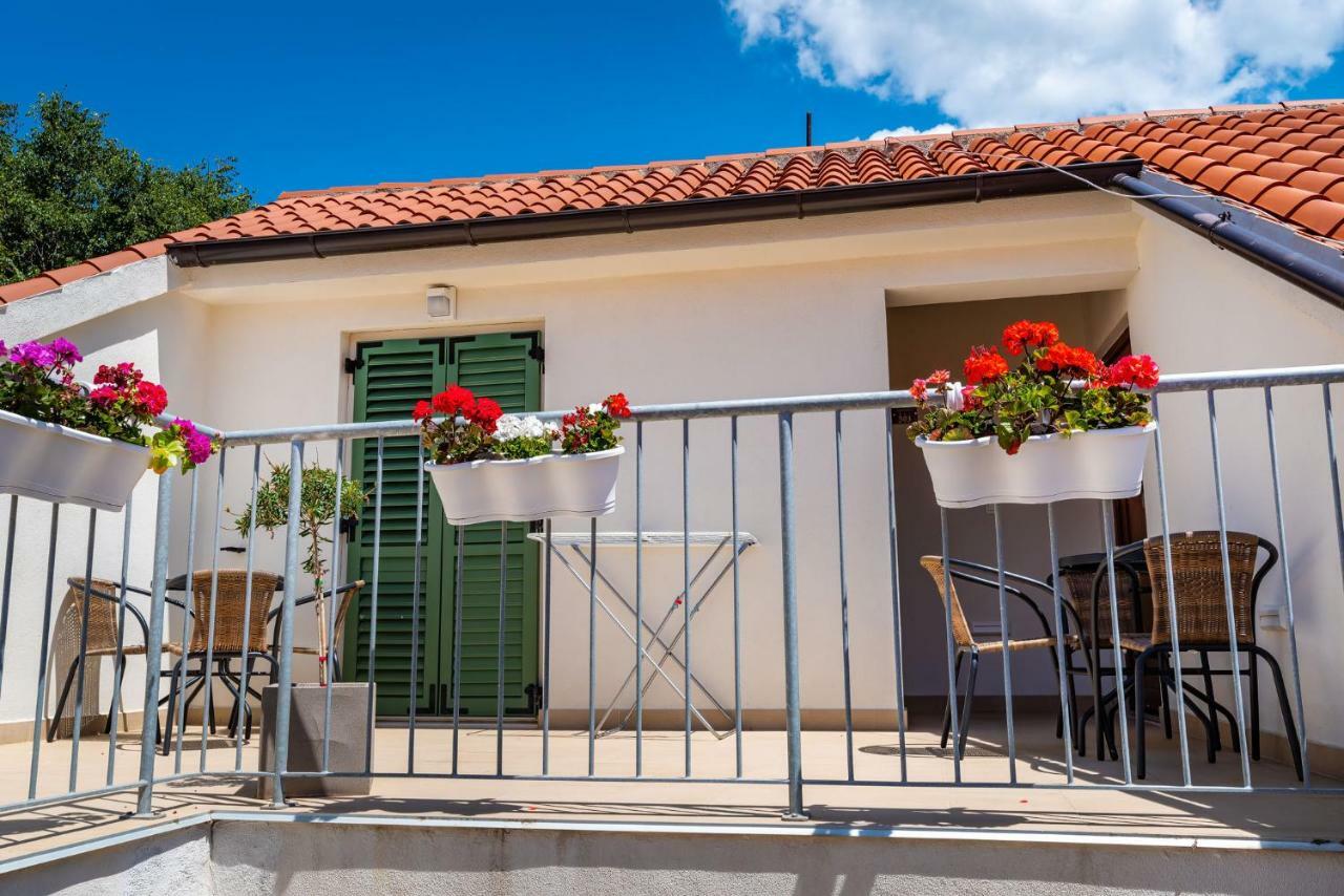 Idassa Atrium Rooms Zadar Exterior foto